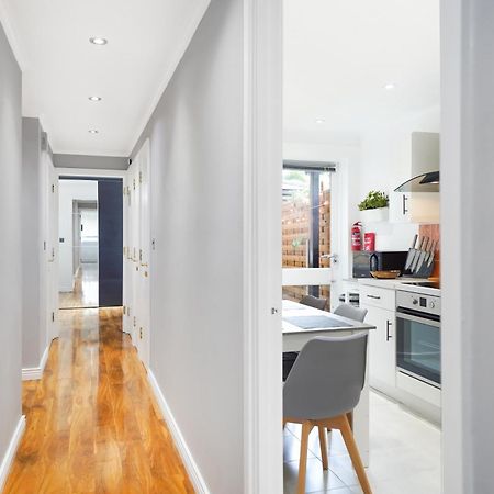 A Beautiful Stylish 2 Bedroom Apartment -City Of Londres Exterior foto