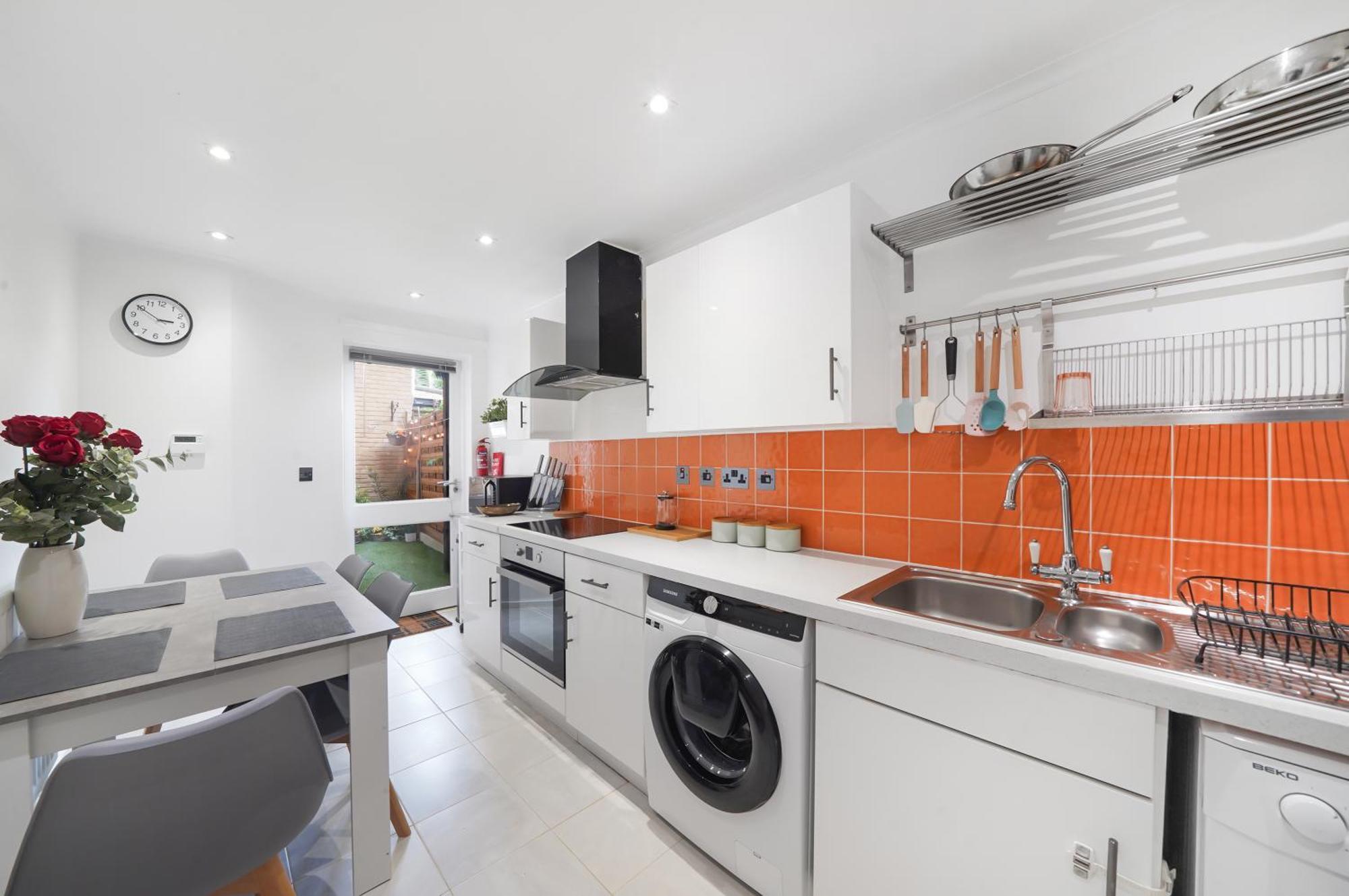 A Beautiful Stylish 2 Bedroom Apartment -City Of Londres Exterior foto